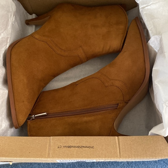 Zara Trafaluc heeled leather ankle booties - Picture 10 of 10